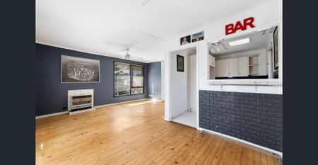 3 Bedroom Home on Large Allotment in Convenient Location! - Photo 2