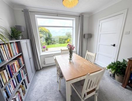 2 Bedroom End Terrace To Let - Photo 3