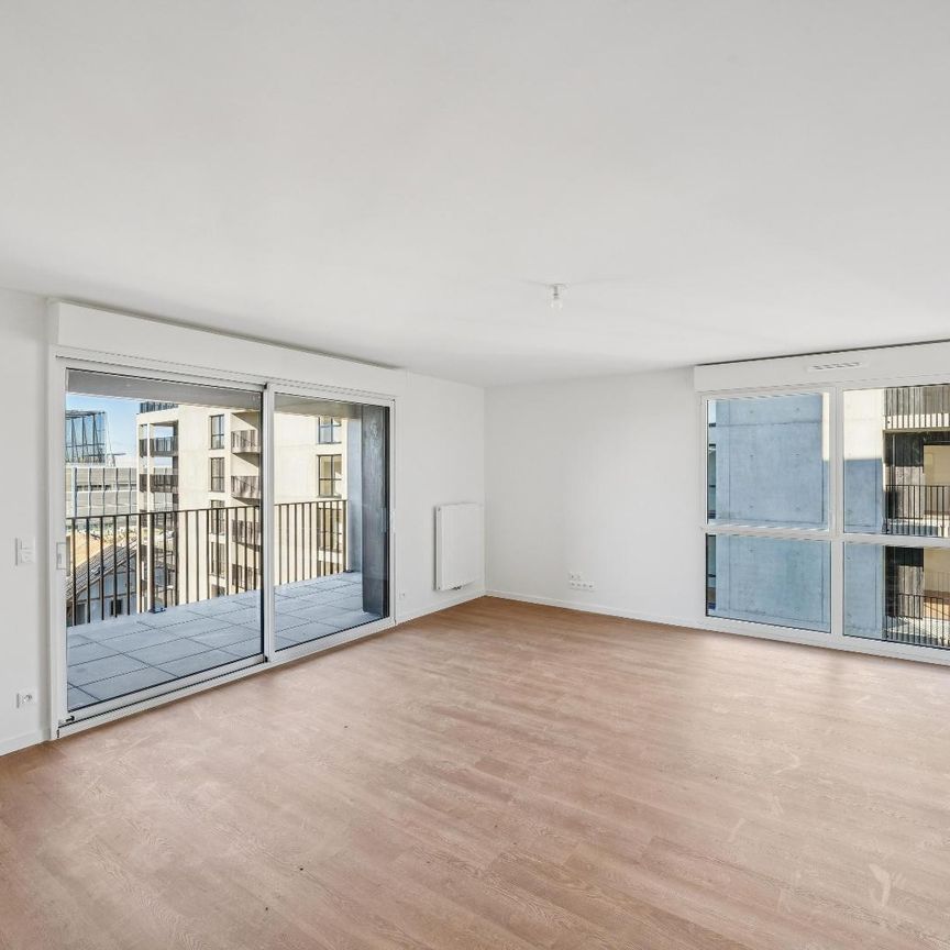 Location Appartement 3 pièces 70m² BORDEAUX 33100 - Photo 1