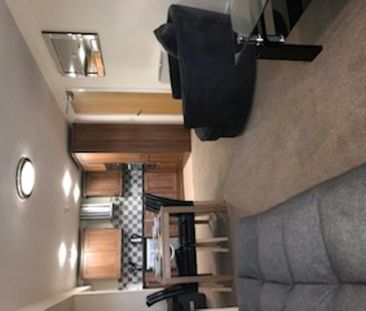 Flat to rent on - Photo 6