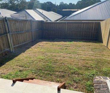 Modern & Private 2-Bedroom Granny Flat –- Utilities Included! - Photo 2