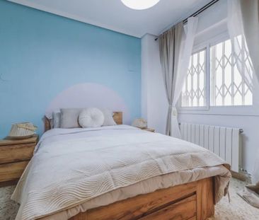 Plaça de Bisbe Benlloch, Torrent, Valencian Community 46900 - Photo 3