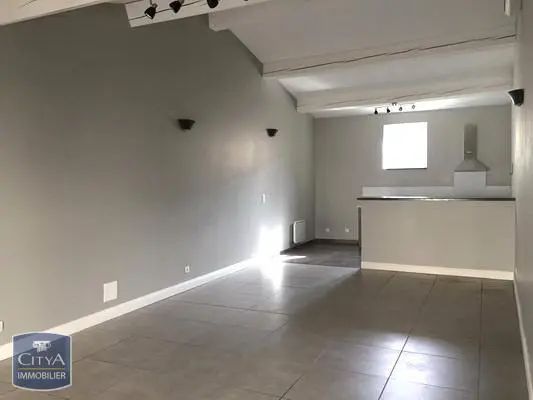 Appartement à louer 3 pièces 107.6m² - Photo 1