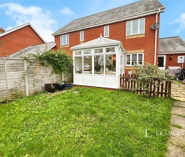 3 bedroom house to rent Bloomfield Way, Debenham, Stowmarket, IP14 - Photo 1