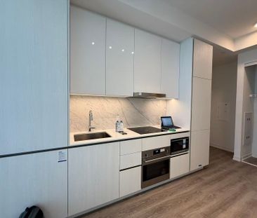 For Lease - 8 Interchange Way Unit# 2701, Vaughan, Ontario - Photo 6