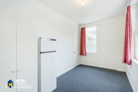 Sunny Bright Rooms *Two Weeks Rent Free - Photo 5