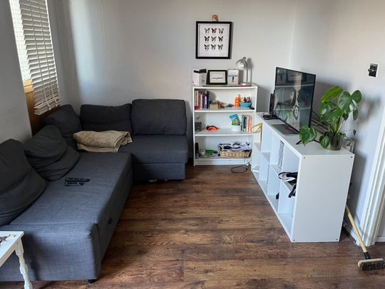 3 Bed Flat, Bedwell House, SW9 - Photo 1