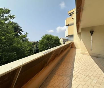 A louer à Nice, Cimiez, très beau 2 pièces en étage élevé, comprena... - Photo 5