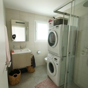 Magnifique appartement de 3.5 pièces à Mannens - Photo 2