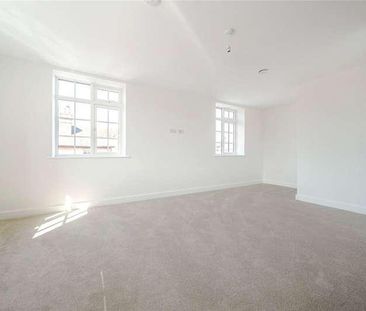 Sweetapple House, Catteshall Road, Godalming, Surrey, GU7 - Photo 6