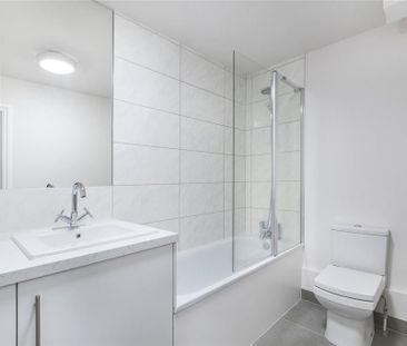 Studio to rent - Photo 6