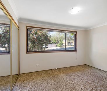 Spacious Family Home - Photo 5