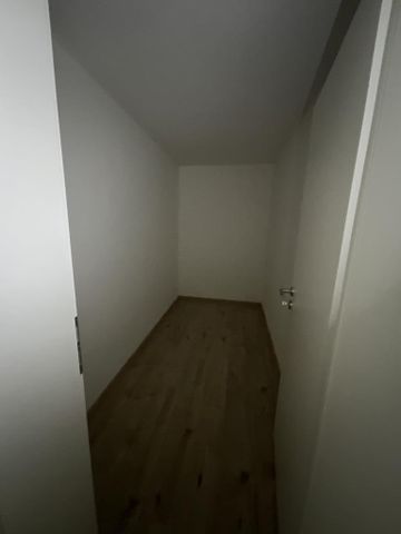 Bezugsfertige 3-Zimmer-Wohnung in modernisiertem Haus in Hagen Boele - Photo 3