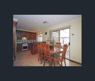 Spacious 3 bedroom Homette - Photo 4