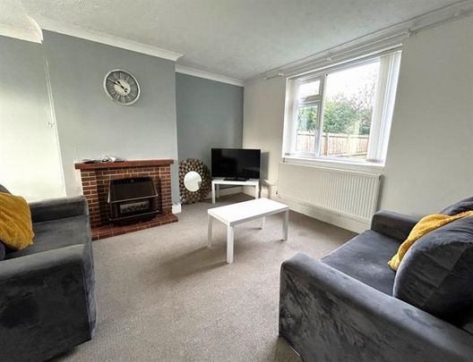 3 Bedroom Semi Detached To Let - Photo 1