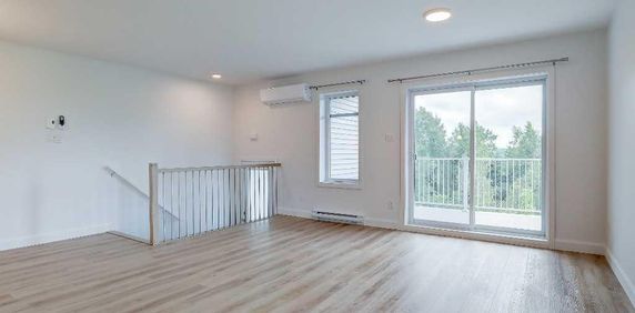 Charmant Appartement 5 1/2 à louer - Estrie / East Angus - Tranquilité et animaux acceptés* - Photo 2