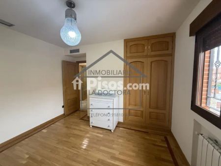 Casa adosada en alquiler en Calle de Salvador Gramaje, cerca de Calle de Felipe Fuertes - Foto 5