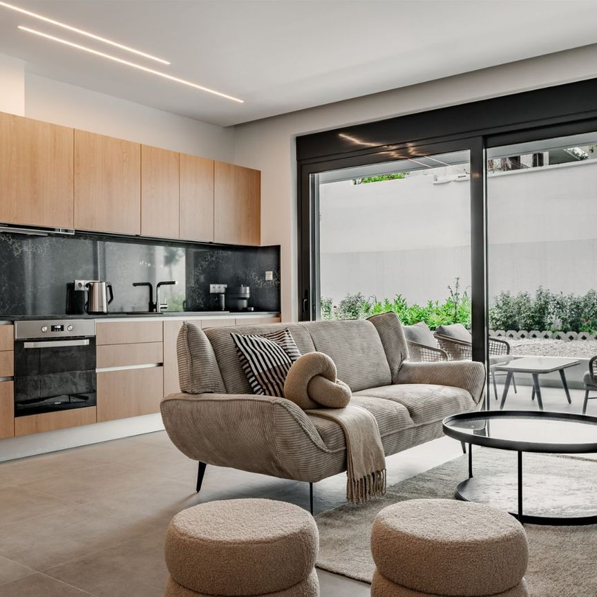 Διαμέρισμα για ενοικίαση - Γλυφάδα, - Photo 1