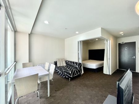 2 Bedroom Furnished Apartment near University - Photo 4