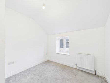 2 bedroom detached house to rent - Photo 3