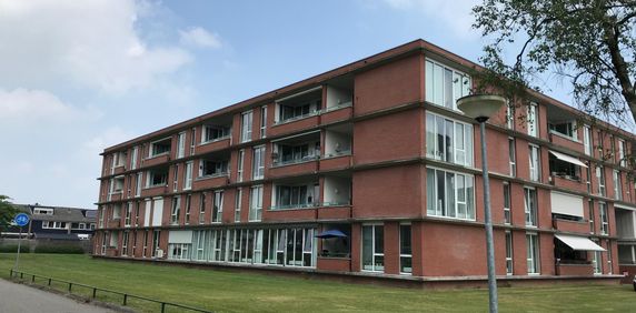 De Lemzijde 62, Emmen - Foto 2