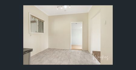 MILLBANK LIVING - COMFORT & CONVENIENCE, CLOSE TO CBD, STOCKLANDS & HOSPITAL! - Photo 2