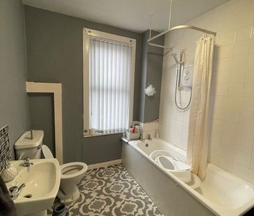 2 Bed Terraced House, Conway Mount, LS8 - Photo 1