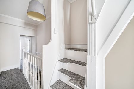 Curzon Street, Reading, RG30 1DB - Photo 2