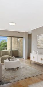 Stylish and Spacious Apartment in the Heart of Randwick - Photo 4