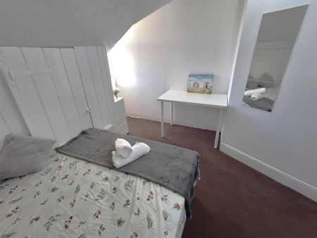 7 bedroom house share to rent - Photo 4