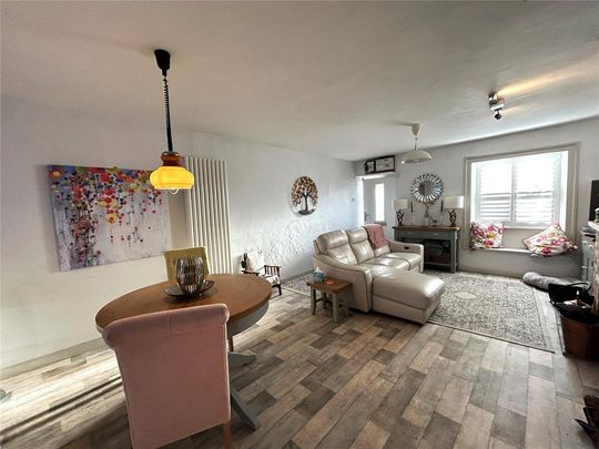 2 bedroom terraced house to rent - Photo 1