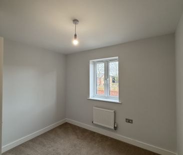 Olympus Close, Auckley, DN9 - Photo 2