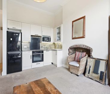 2 Bedroom Apartment - Photo 1