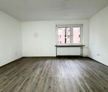 Hübsche 3-Zi.-Whg. mit modernem Tageslichtbad - Foto 1