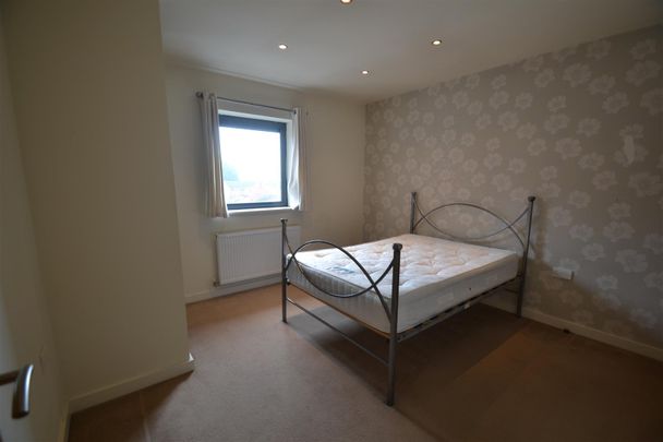 2 Bedroom Apartment for rent in Rectory Court, Armthorpe, Doncaster - Photo 1