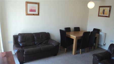 4 bedroom townhouse to rent - Photo 3