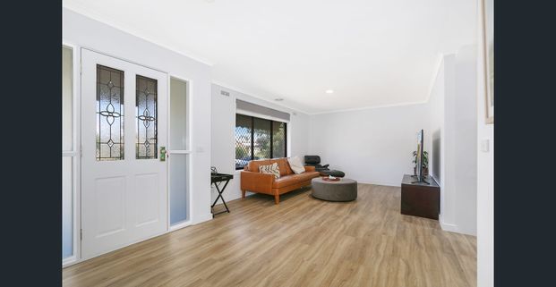 Warm and Inviting Family Home - Photo 1