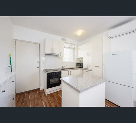 6/18 Scott Street, Elwood, Vic 3184 - Photo 2