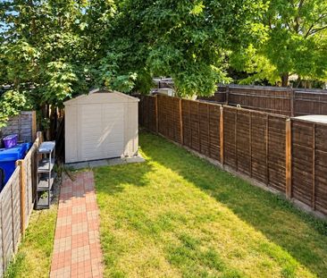 1 bedroom in a flat share to rent - Photo 6
