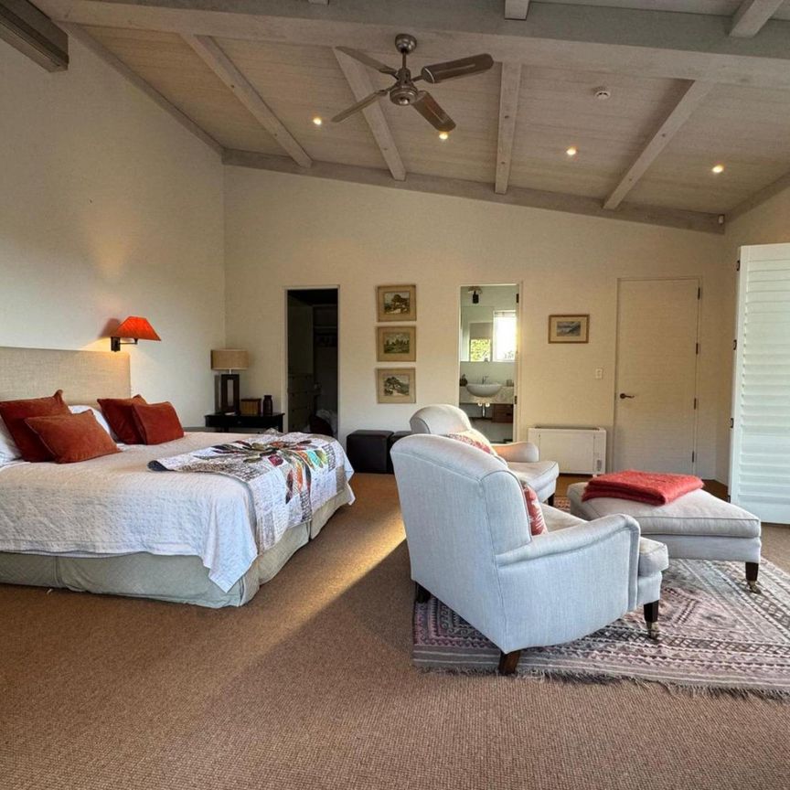 Luxury Vineyard Living in a Prestigious ... - Photo 1