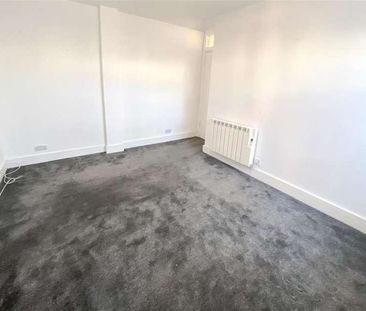 Wellington Square, Hastings, TN34 - Photo 4