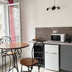Location appartement F1 meublé au coeur du centre ville du HAVRE - Photo 3