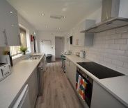 1 bed Room for Rent - Photo 3