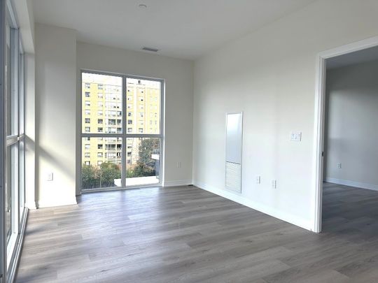 For Lease - 15 Watergarden Drive Unit# 412, Mississauga, Ontario - Photo 1