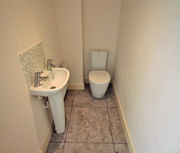 2 bedroom terraced house to rent - Photo 6