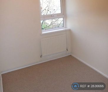 3 bedroom maisonette to rent - Photo 3