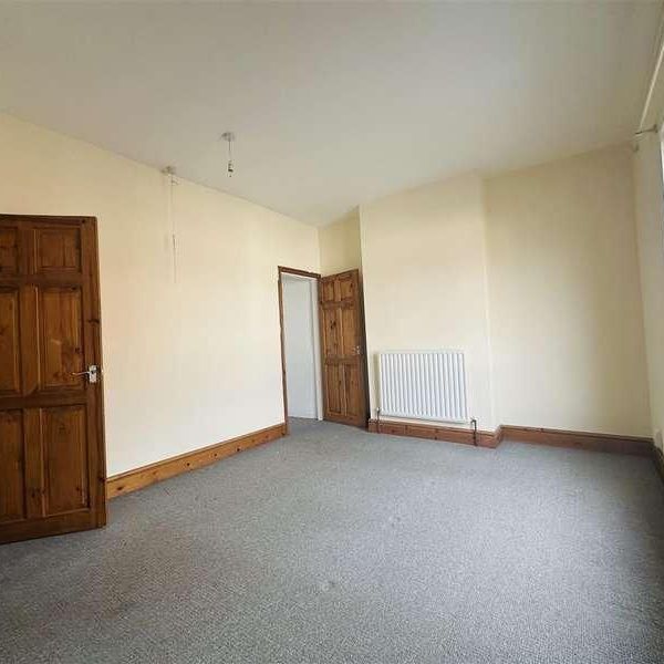 Tomkinson Road, Stockingford, CV10 - Photo 1