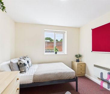 7 bedroom property to rent - Photo 3