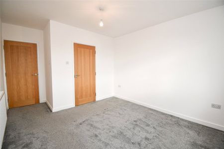 Mount Court, CH60 4RB, Heswall - Photo 5