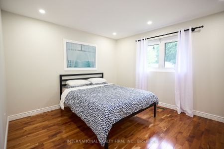 For Lease - 2292 Devon Road, Oakville, Ontario - Photo 5